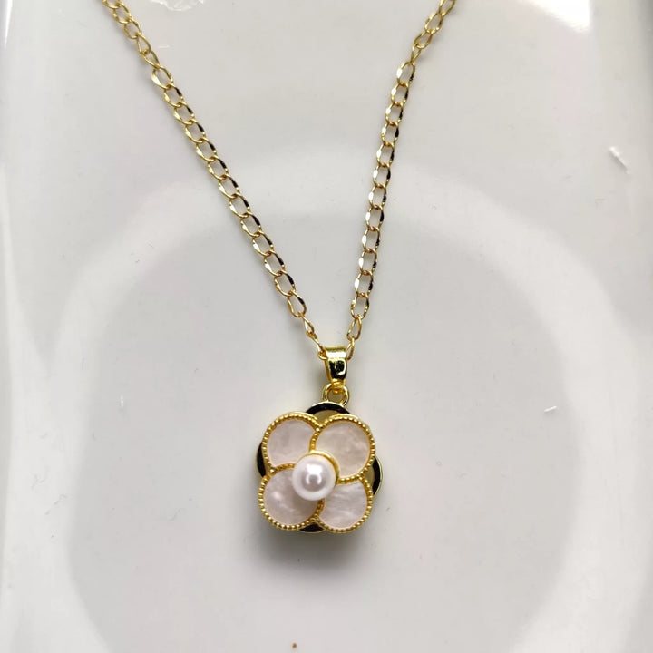 Revolving Flower Pendant & 18k Gold Plated Chain - Sparkleeng  Jewels