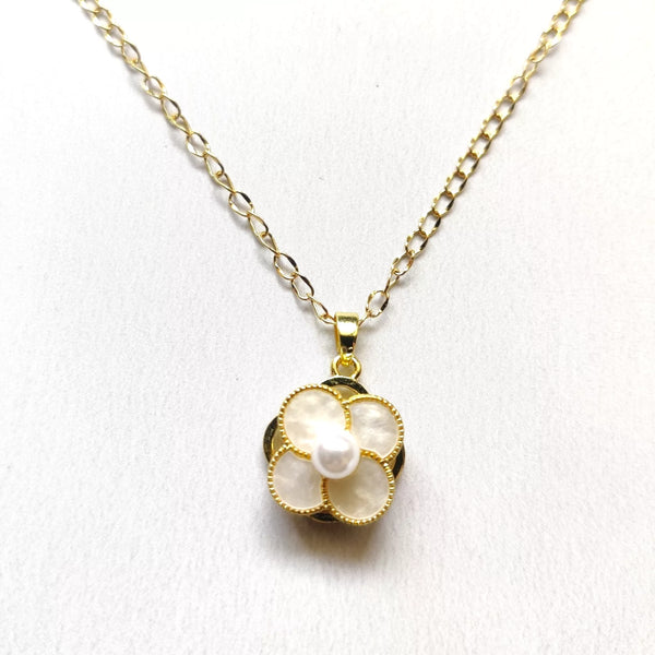Revolving Flower Pendant & 18k Gold Plated Chain - Sparkleeng  Jewels